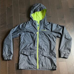 Columbia Junior Boys Hooded Gray w/lime fleece lining windbreaker jacket  sz M